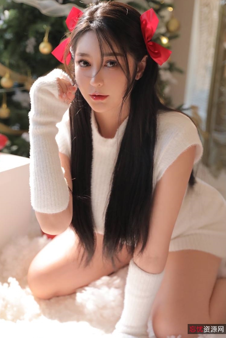 小王同学微博私拍大合集104部49.3G稀有展示