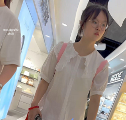 KFC学生JK逛街热裤过膝袜510.5MB纯欲暴击