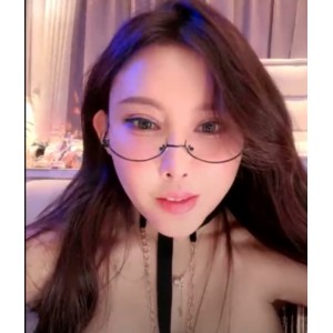 云小禾抖音热舞直播合集7部8.8G蜜桃臀杀疯了