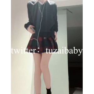 推特兔崽baby私拍40V447M公园自嗨