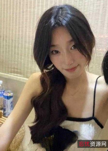 电报媛媛反差合集53部16.7G优质珍藏