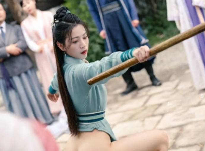 某房朋友激战互动65V超带感162M