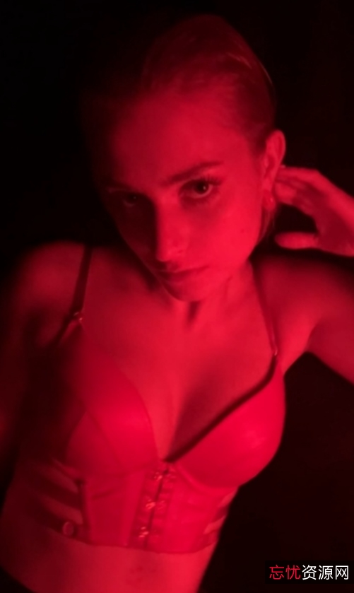 55.6GDollyDyson付费合集太劲爆了onlyfans542部