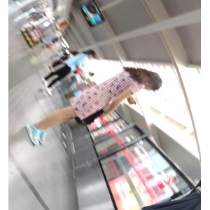 街头抄底会员诱惑TTK合集9部8.5G翘臀