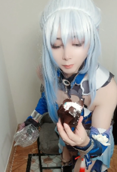 推特水银灯绝美镜流COS11P4V3G