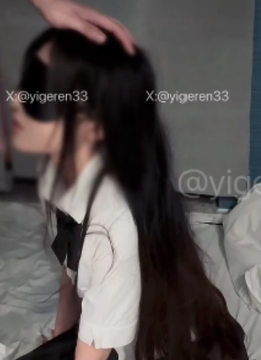 黑丝剧情推特一个ren合集15部1.2G太骚了