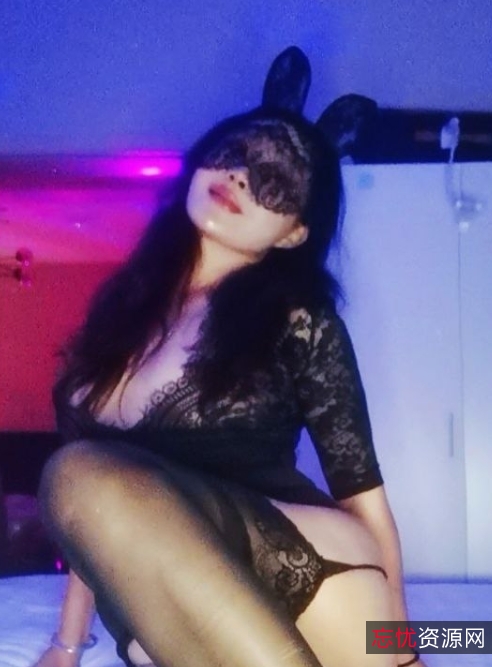 骚优优御姐浴室系列9部4.68G黑丝高跟绝了