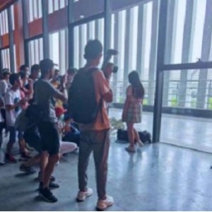 小尤奈童颜大球合集48V1.3G推特展示