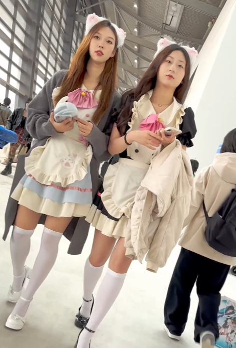 街拍合集KFC大神9V养颜靓妹1.86GB