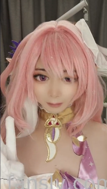 推特爱莉希雅伪娘变装大合集88部50G太顶了