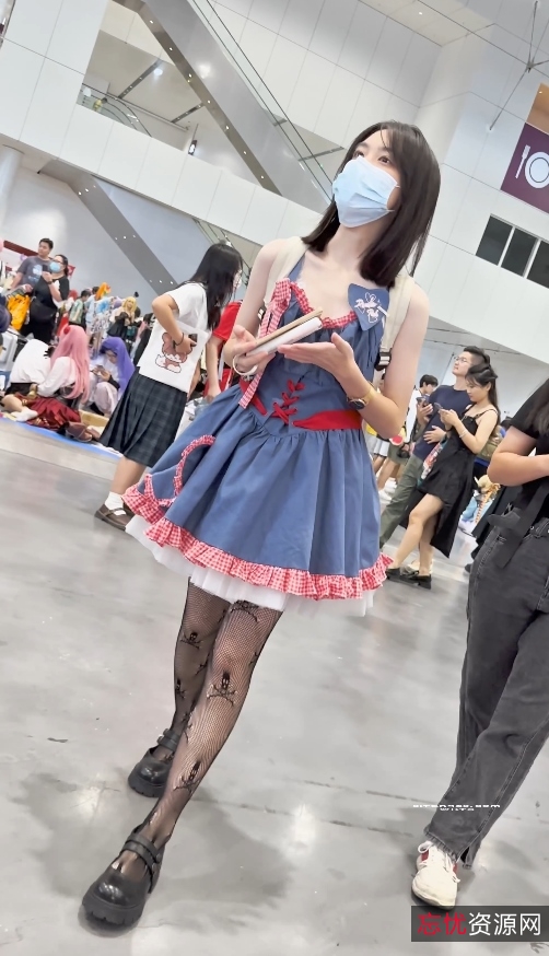 太诱人3部KFC肉丝少妇丝袜视频394.1MB