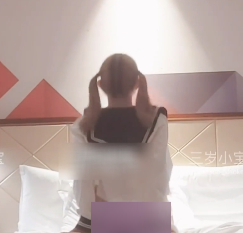 推特三岁小宝宝三人游超顶合集88V50G太会玩