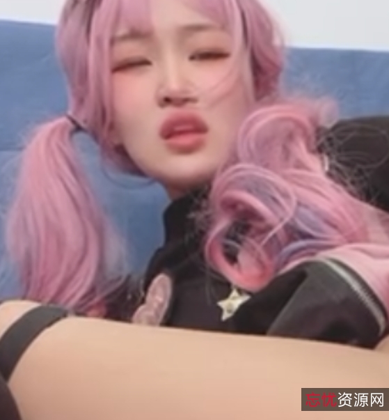 合集小鹿酱26G福利姬露脸劲爆86部太顶了